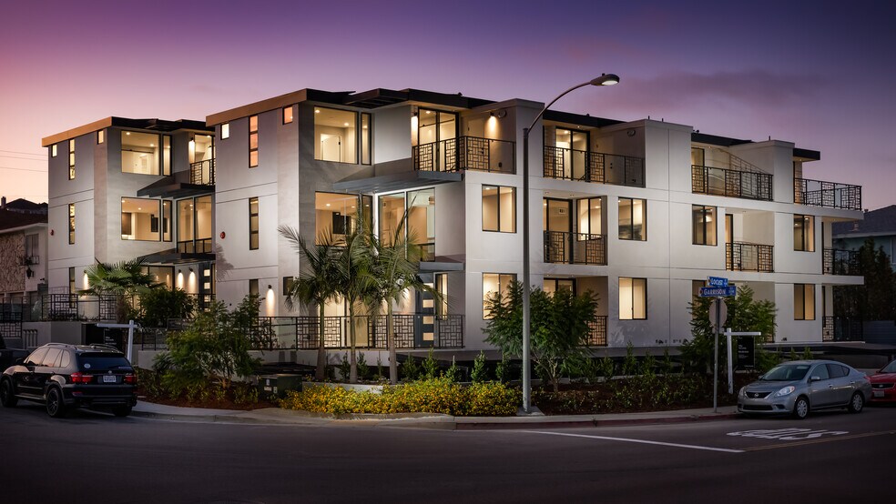 Building Photo - Bayview Townhomes at Point Loma