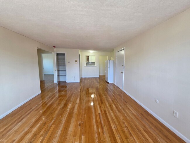 Building Photo - 23 Allston St