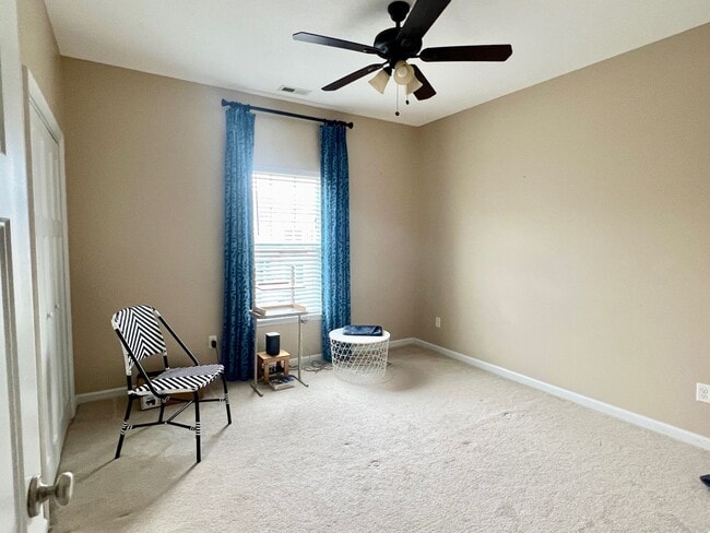 Building Photo - 3BD/2.5BA End Unit Condo in Harbor Walk! B...