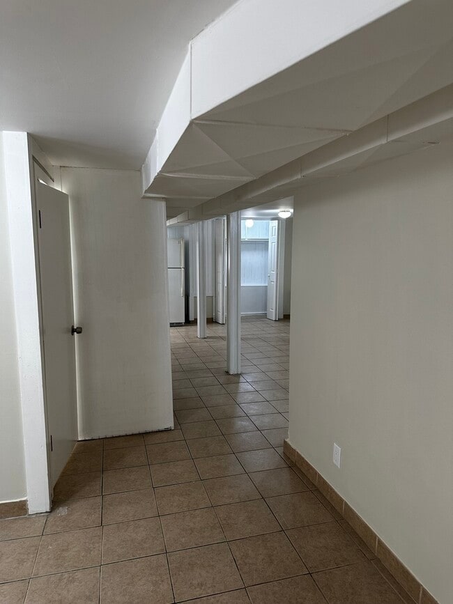 Building Photo - 1414 Kenilworth Ave