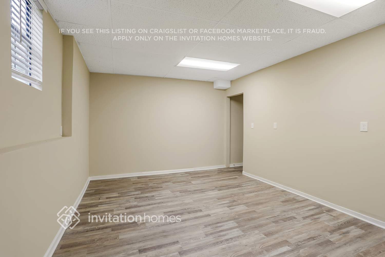 Building Photo - 1006 Chapman Cir