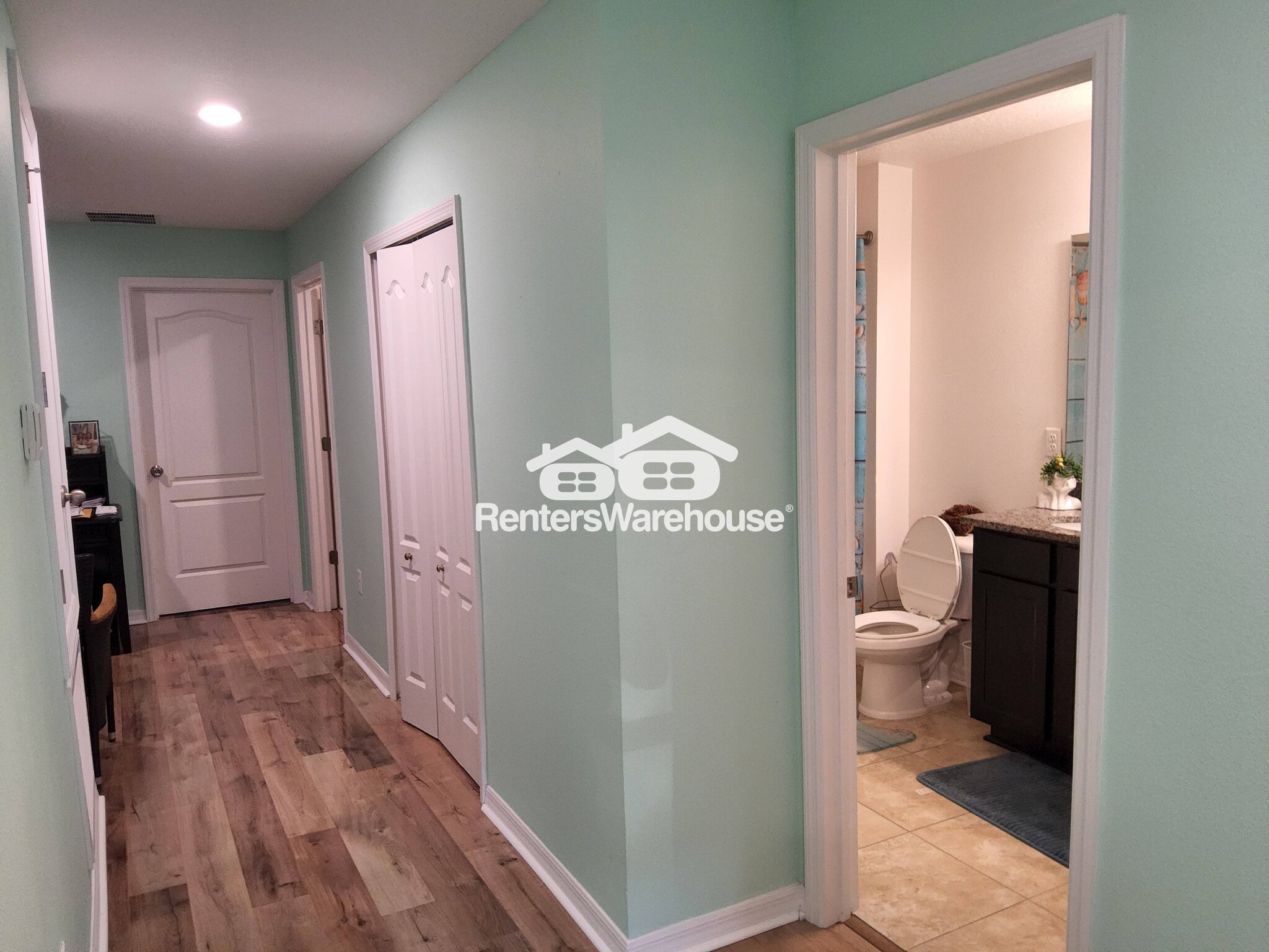Building Photo - 10569 Madrone Cove Ct
