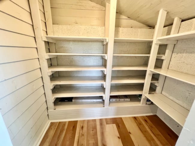 Building Photo - 1036 Blue Springs Rd