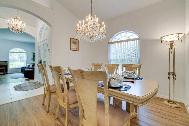 Building Photo - 9939 SW 203rd Cir