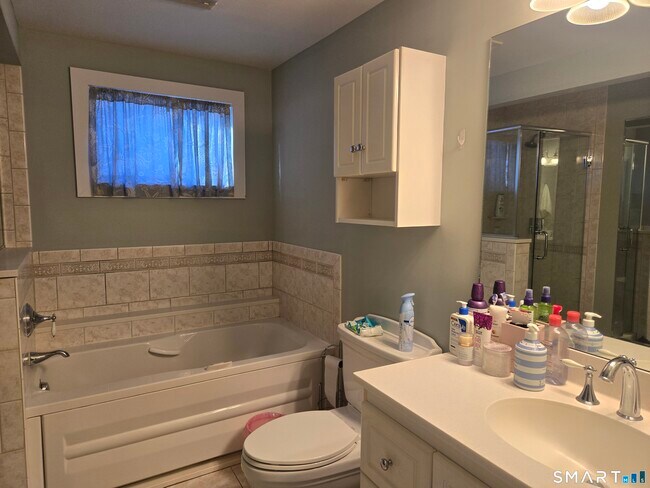 Building Photo - 892 Reef Rd