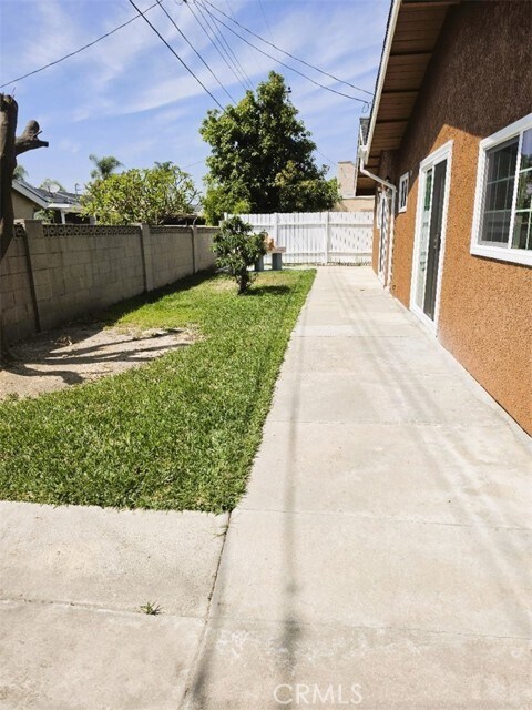 Building Photo - 10451 Whirlaway St