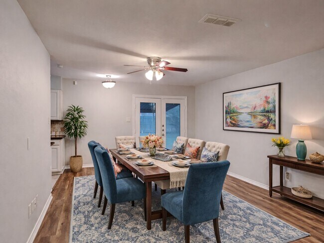 Building Photo - Newly Renovated Single Family Home | 3 BR/1.5BA | 2-Car Covered Parking | Covered Patio
