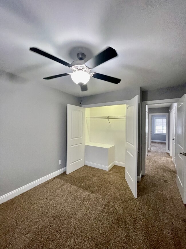 Building Photo - 518 Capstone Dr