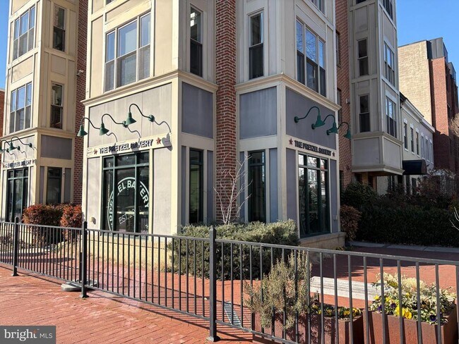 Building Photo - 1627 Massachusetts Ave SE