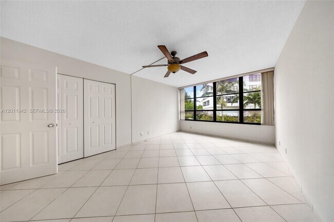 Building Photo - 600 Three Islands Boulevard