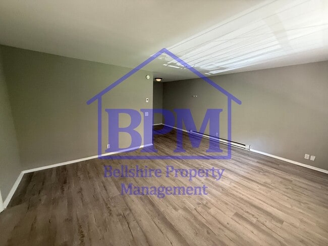 Building Photo - Budget-Friendly 2 Bed, 1 Bath Apartment – ...