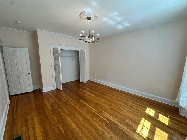 Building Photo - 273 Mason Terrace