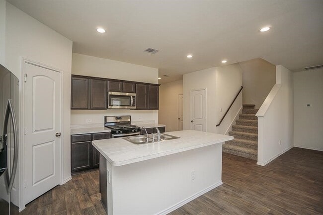 Building Photo - 5210 Becker Hills Ln