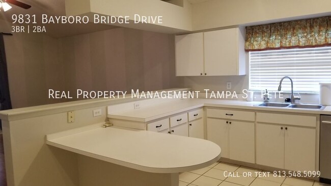 Building Photo - 9831 Bayboro Bridge Dr
