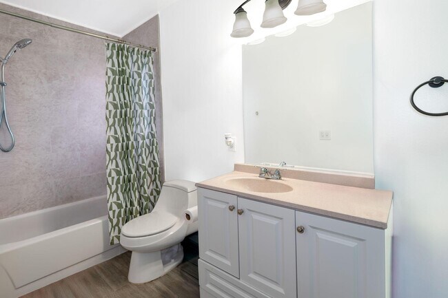 Building Photo - 3504 Waterview Cir