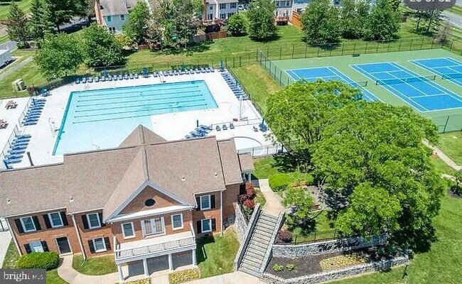 Building Photo - 44054 Gala Cir