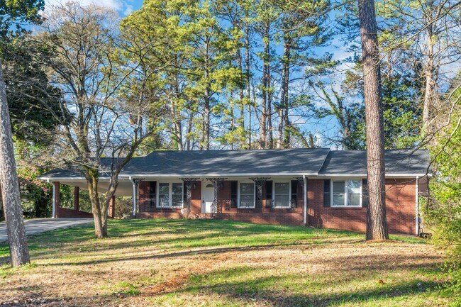 Building Photo - Don’t Miss Out! Look, Lease, and Live Specials EXTENDED to January 31st!