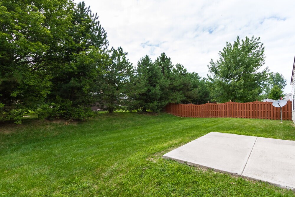 Building Photo - 1051 Pine Ridge Way