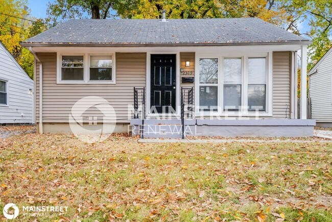 Primary Photo - 2309 S 37Th St, Louisville, KY 40211