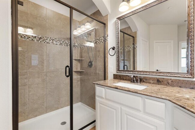 Building Photo - 4646 Rhett Ln