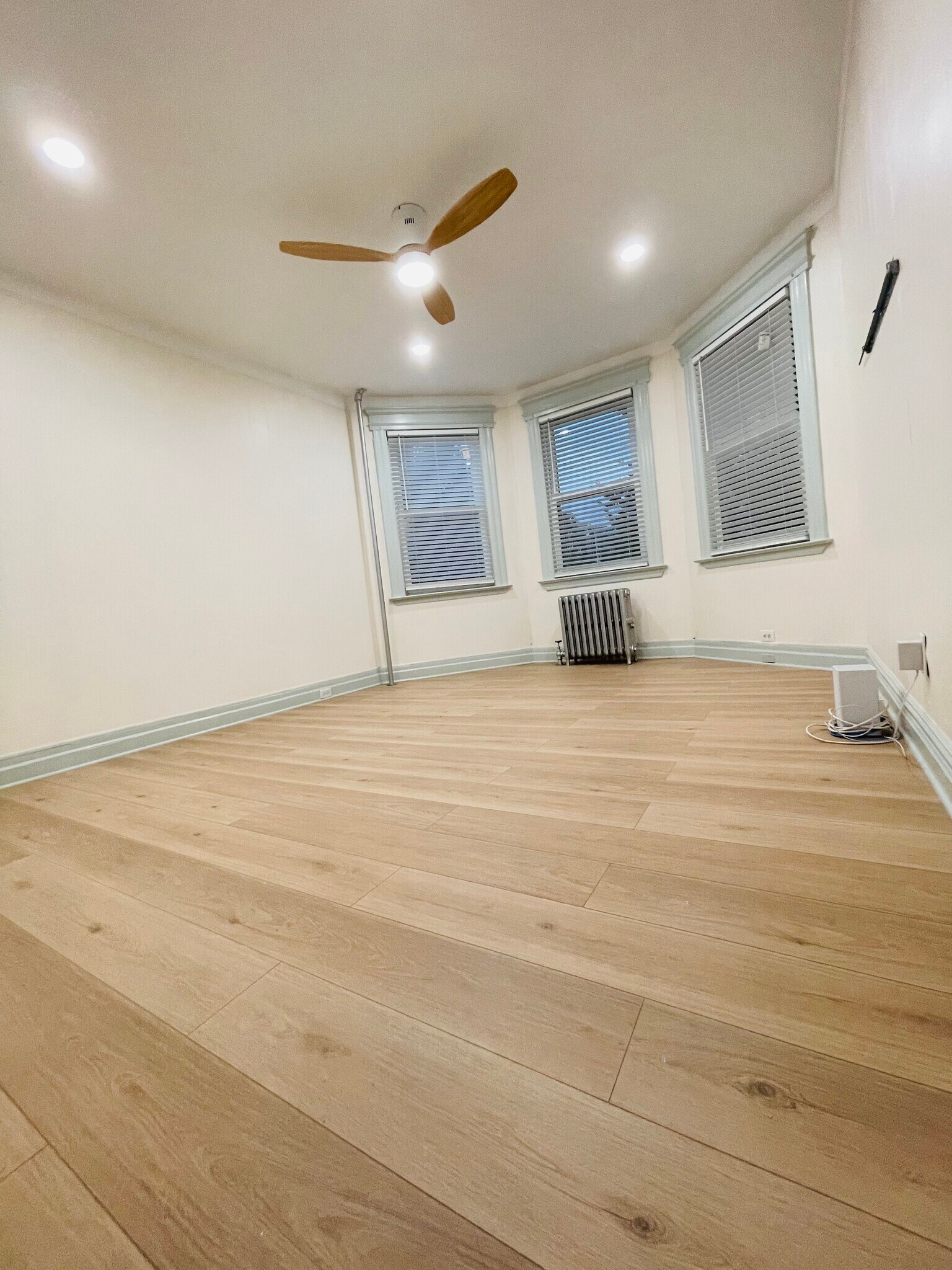 Building Photo - 107 Glen Ridge Ave
