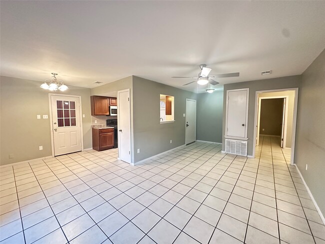 Building Photo - 1713 Mermaid Dr