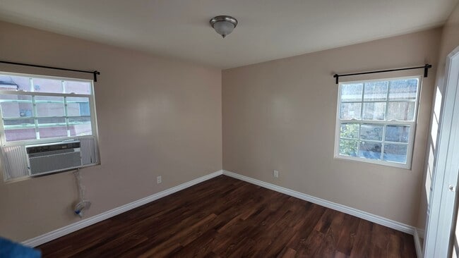 Building Photo - Grevillea Duplex