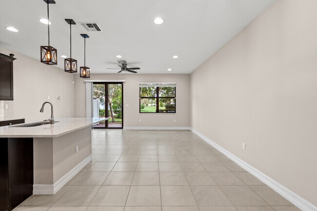 Building Photo - 10103 Akenside Dr