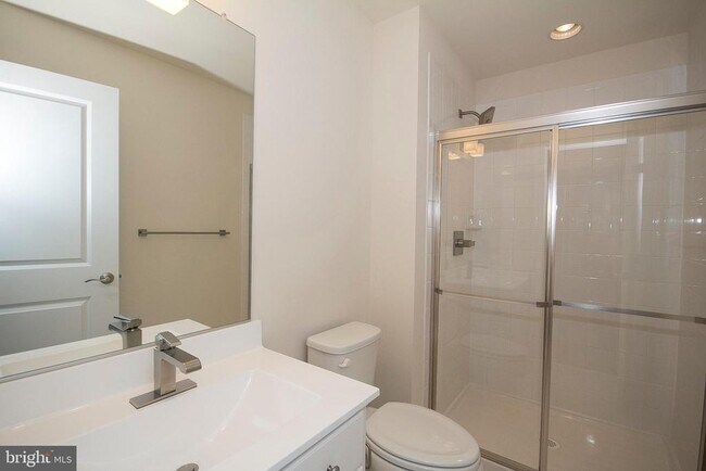 Building Photo - 2912 Middleham Ct