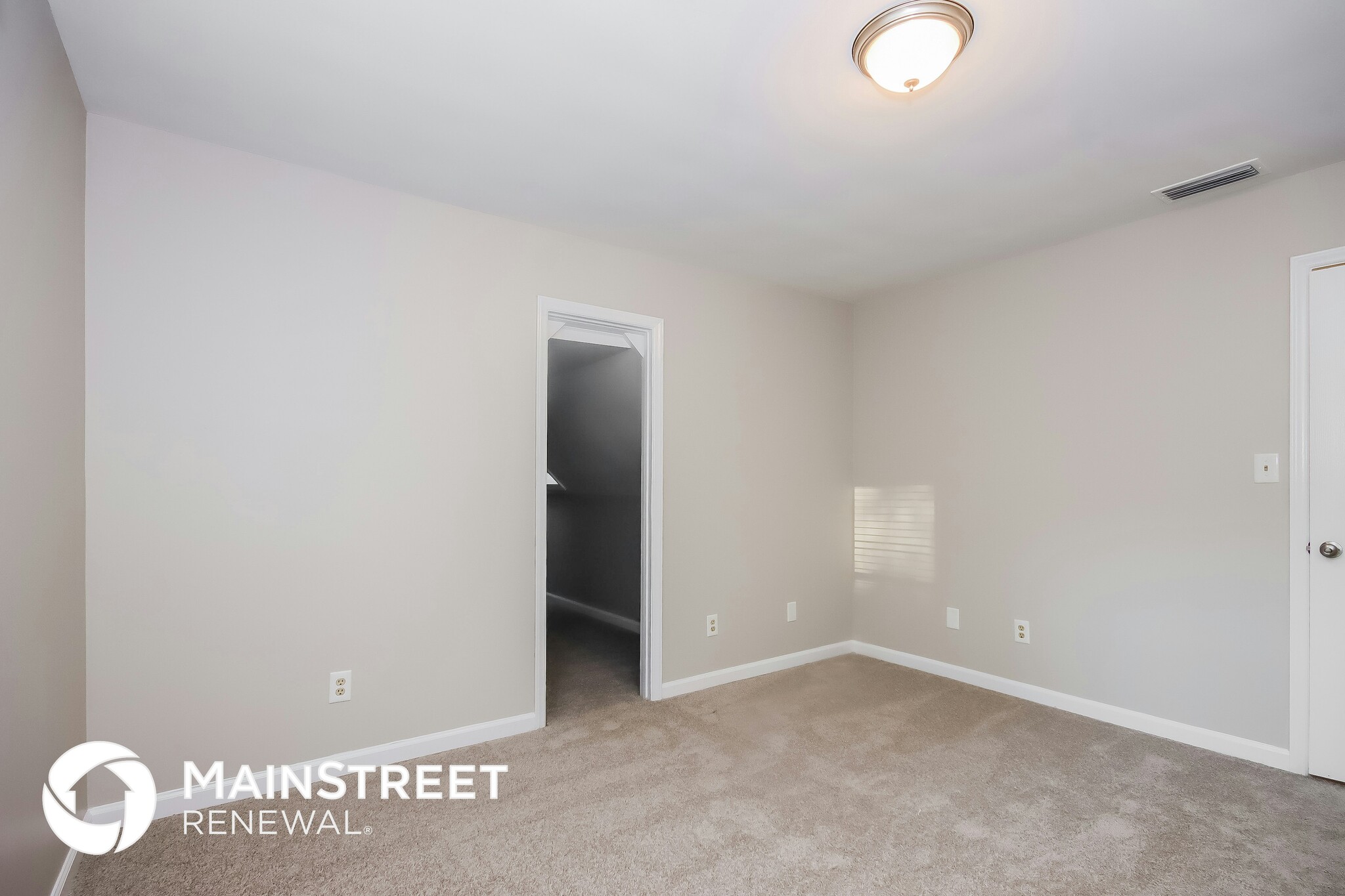 Building Photo - 919 Briarcliff Rd