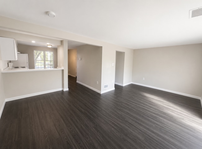 Building Photo - 7211 Branchwood Pl