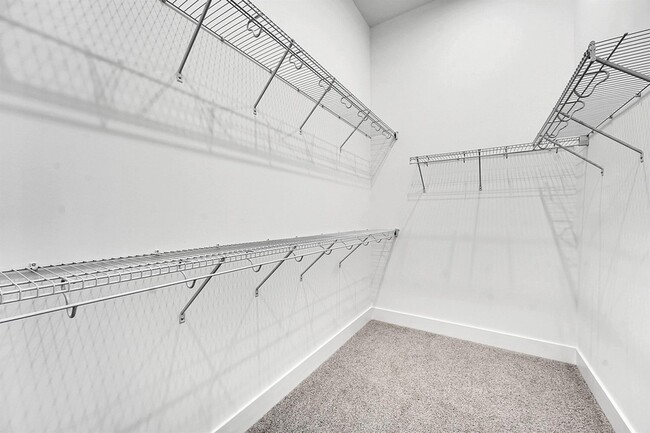 Building Photo - 13908 Vivant Dr