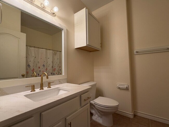 Building Photo - 14901 Windward Dr