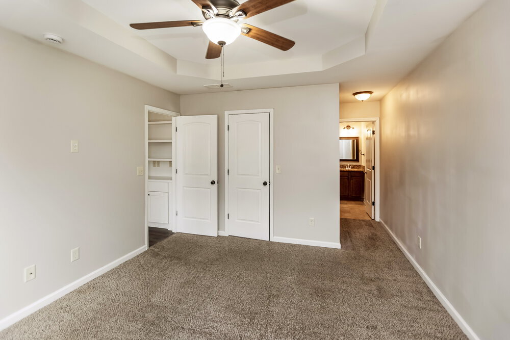 Building Photo - 1025 West Ave