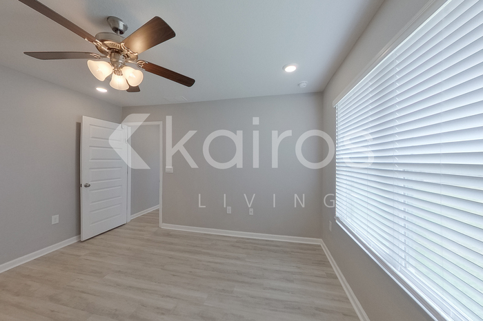 Building Photo - 131 Swallowtail Ln