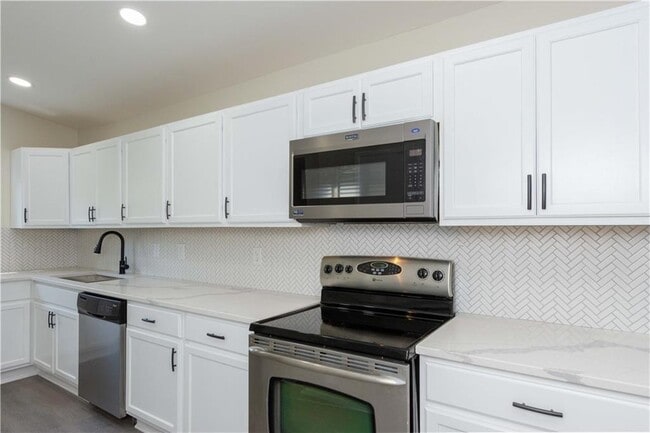 Building Photo - 1645 Abner Terrace NW