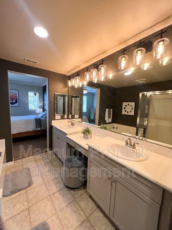 Building Photo - 30505 Canyon Hills Rd