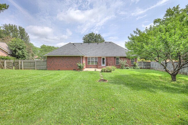 Building Photo - 405 Sandi Ct