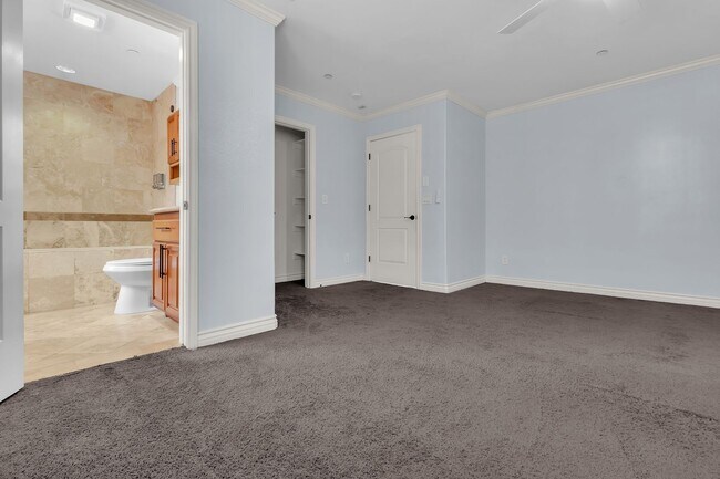 Building Photo - 26404 S Vermont Ave