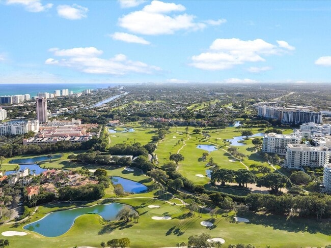 Building Photo - 220 SE Mizner Blvd