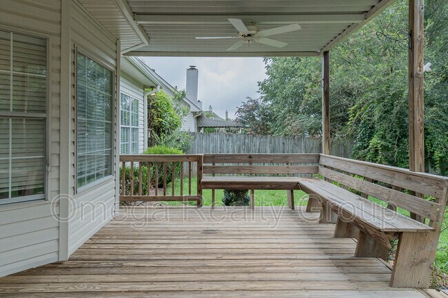 Building Photo - 686 Old Cahaba Dr