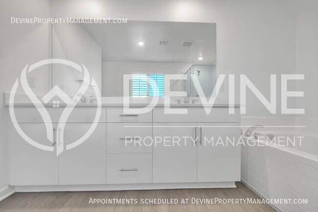 Building Photo - 2723 Emerald Bay Dr