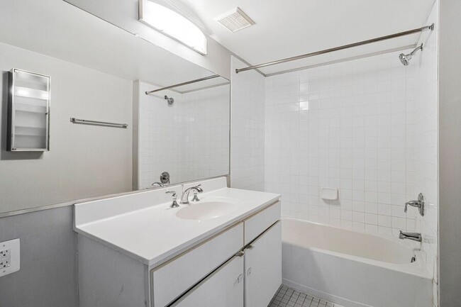Building Photo - 1225 13th St NW