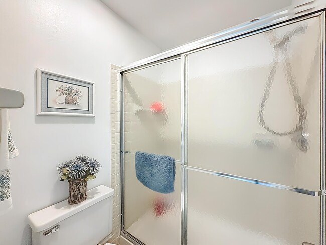 Building Photo - 2846 Carambola Cir S