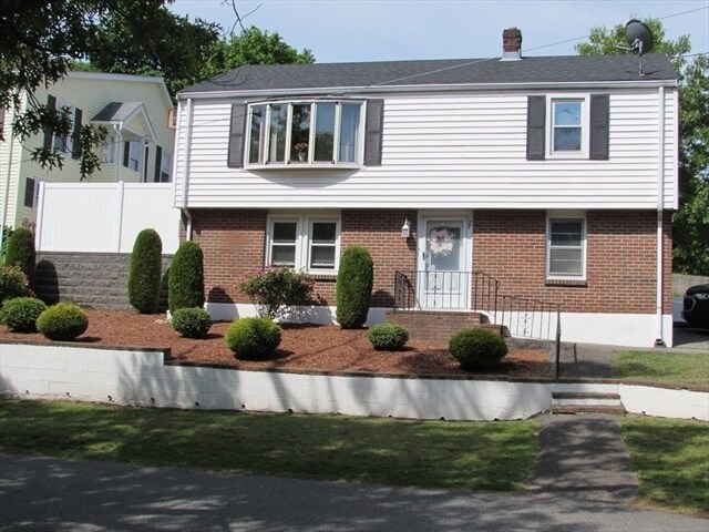 Building Photo - 27 Westland Ave