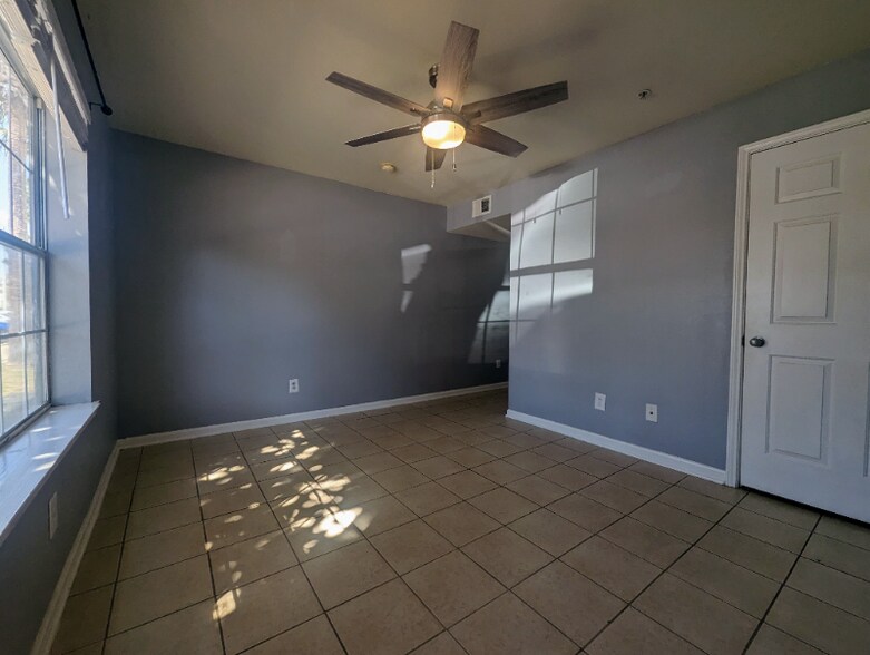Building Photo - 4050 Dancing Cloud Ct