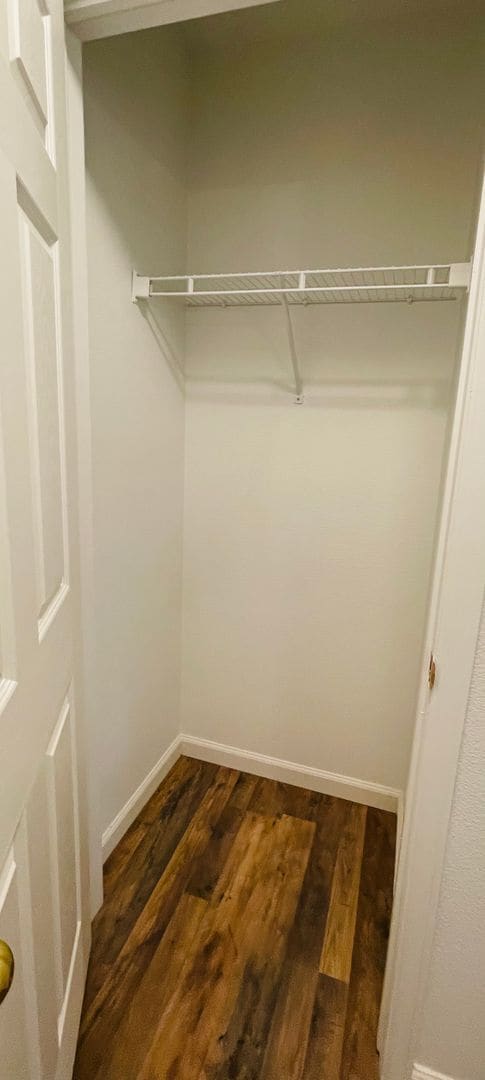 Building Photo - Townhome -2 bed 2.5 bath + bonus area