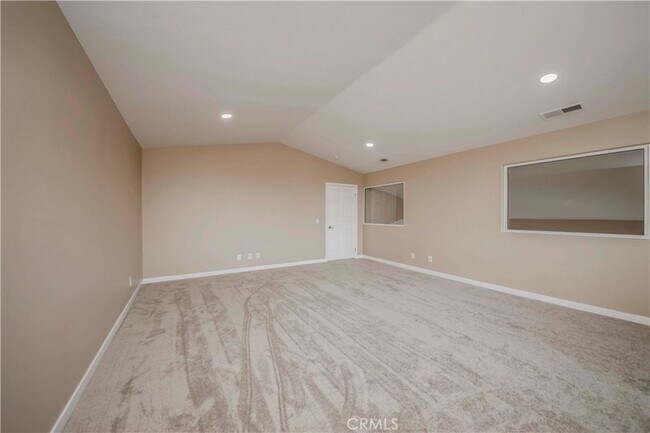 Building Photo - 5338 Chariton Ave