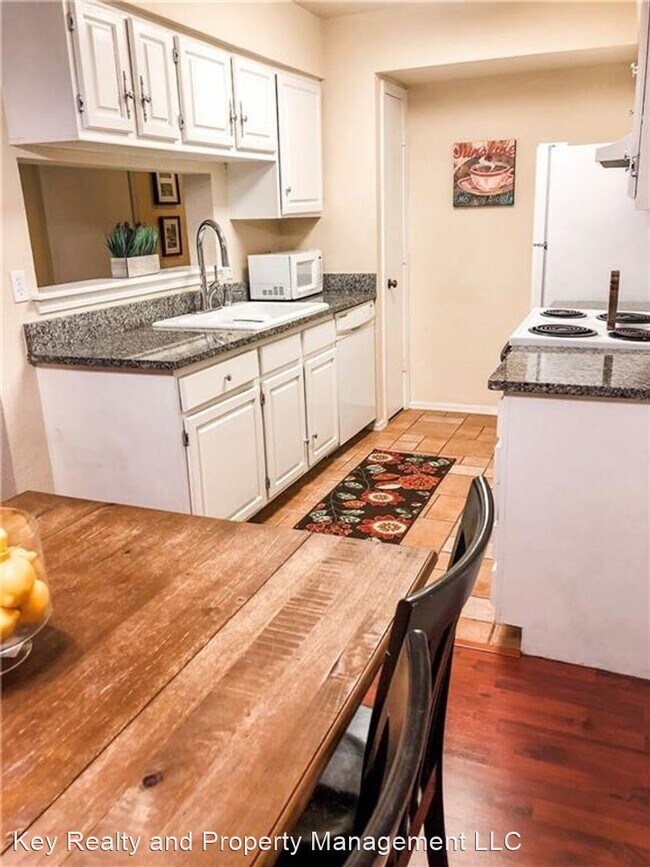 Building Photo - 2 br, 2 bath House - 14403 N Pennsylvania ...