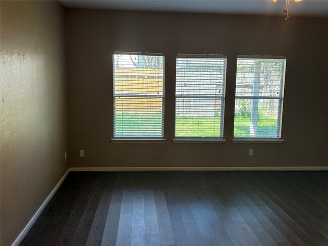 Building Photo - 6214 Channelbrook Ln